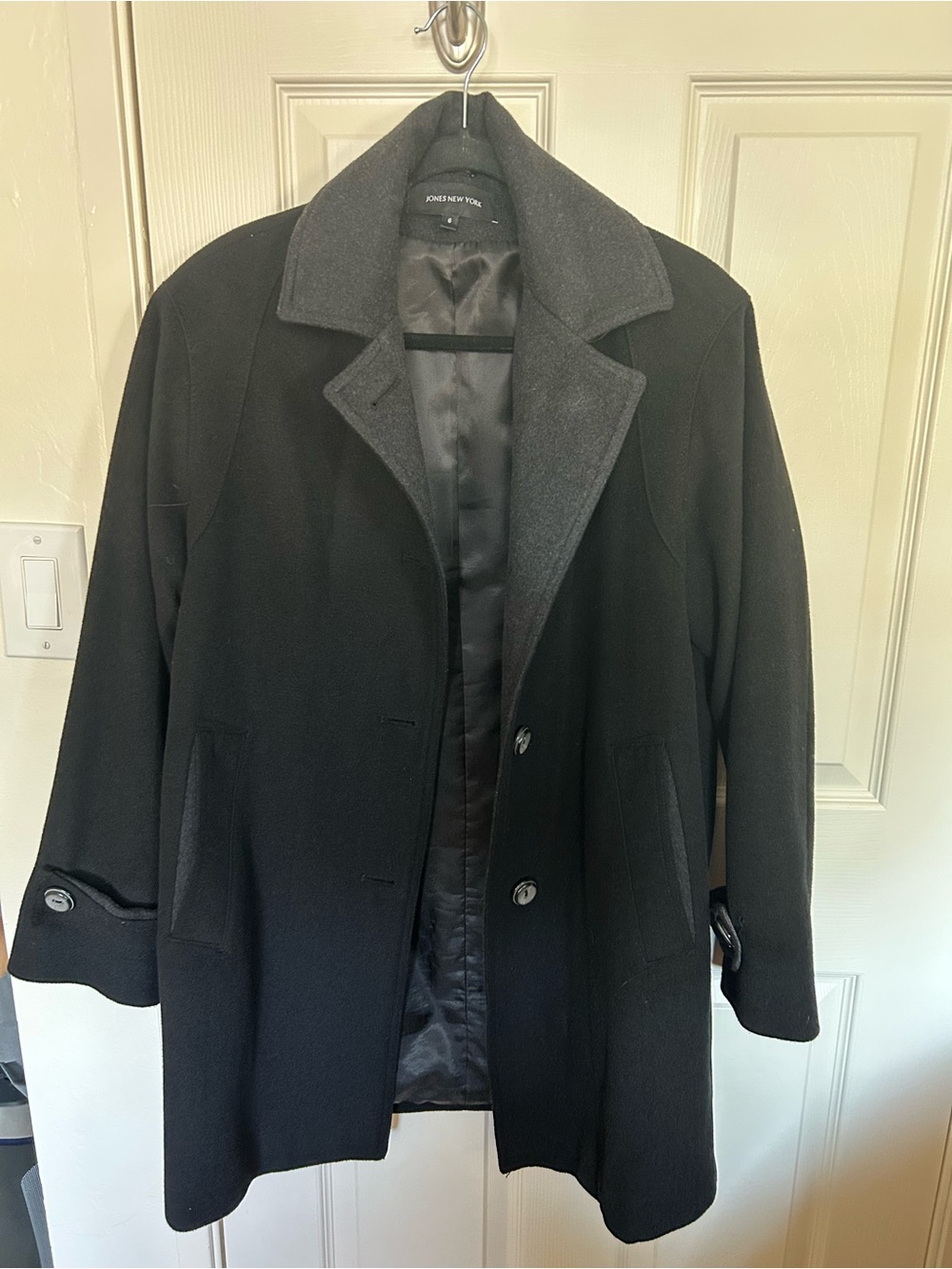 Jones New York Black Women’s Wool-Blend Coat (freshly dry cleaned!)